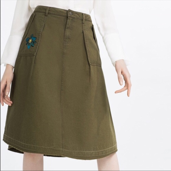 🆕NWT Zara army green embroidered denim midi skirt - Picture 2 of 2